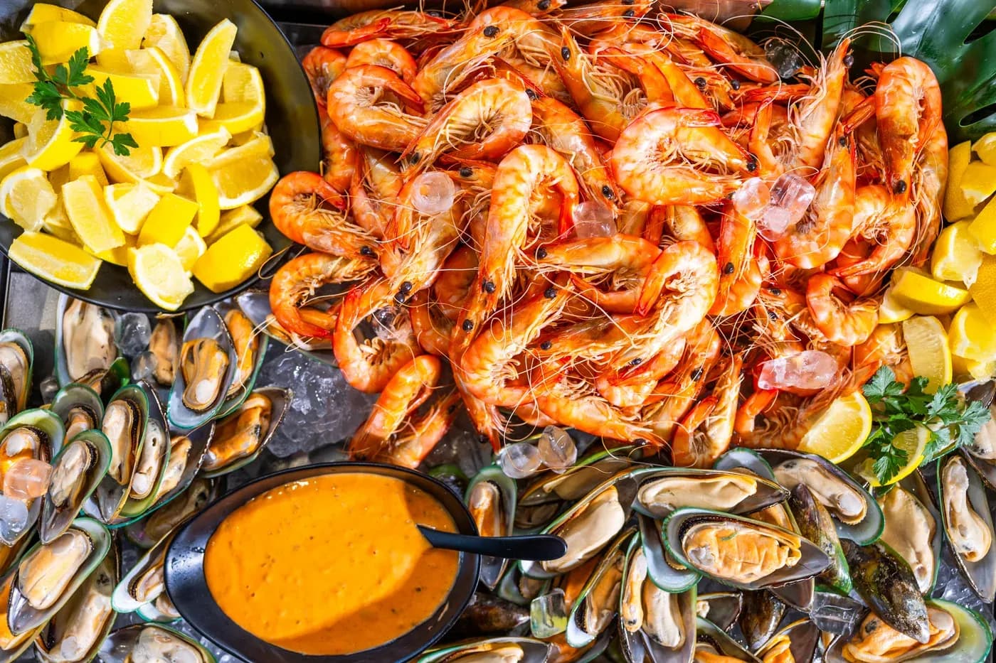 Prawns and mussels presented on the lunch buffet